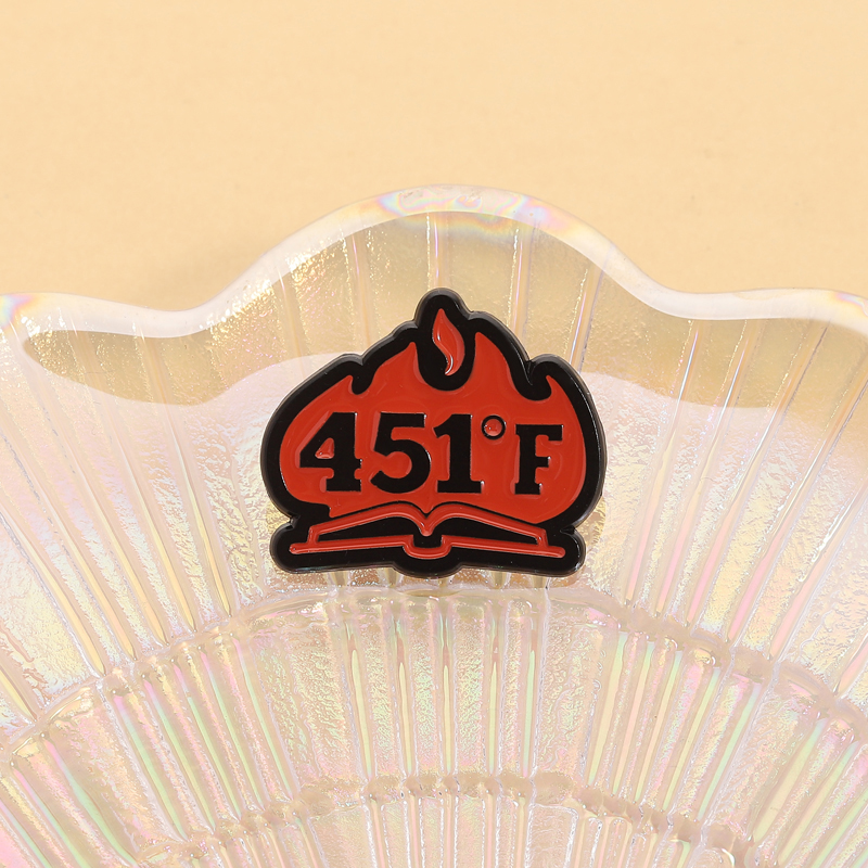 Fahrenheit 451 Kitap Emaye Pin - Science Buddies incelemesi ve fiyatı